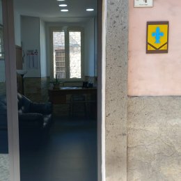 Targhe e fioriere