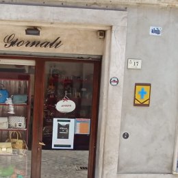 Targhe e fioriere